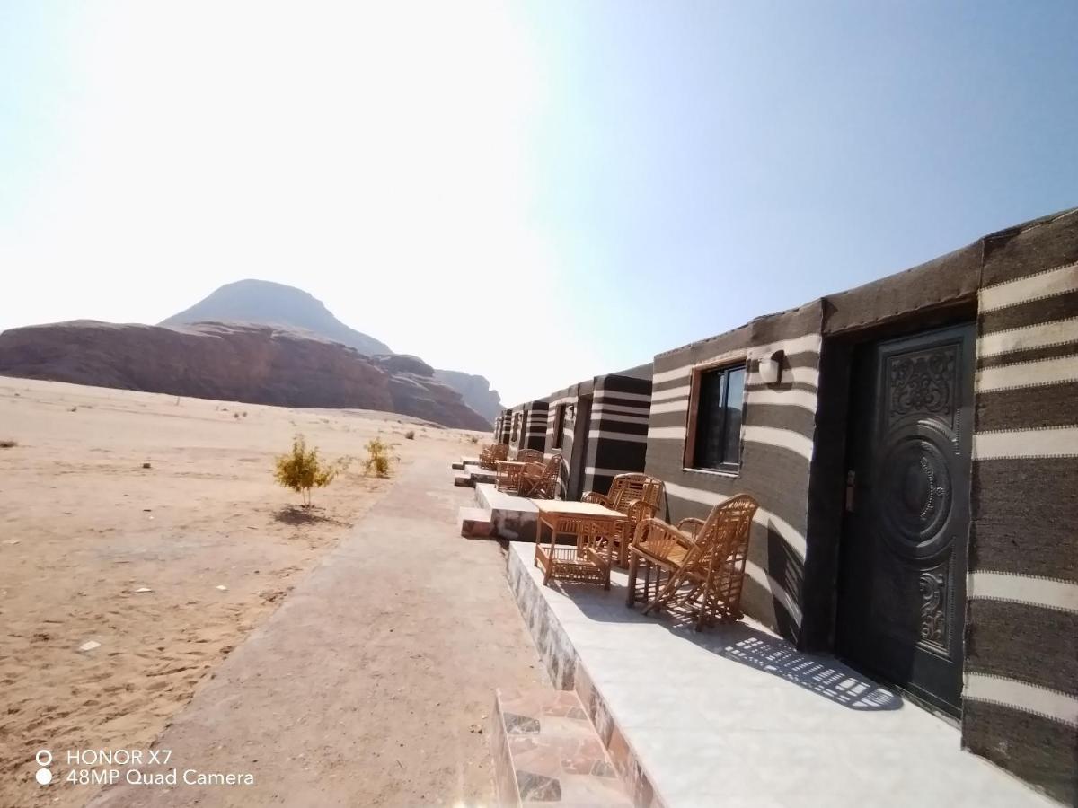 Caesar Desert Camp Wadi Rum Eksteriør billede