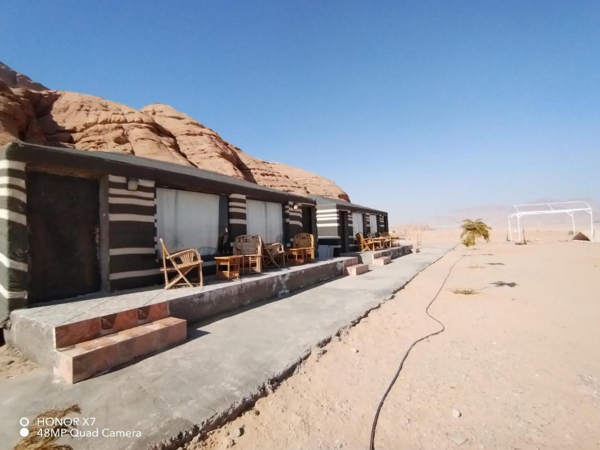 Caesar Desert Camp Wadi Rum Eksteriør billede